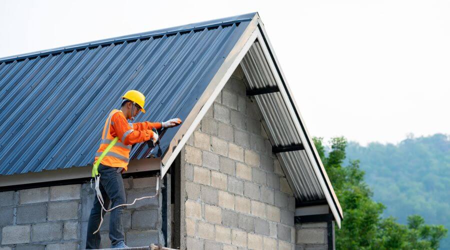 Professional Flat Roofing Installation in Braman, OK